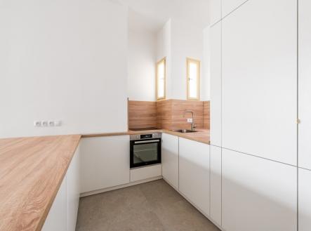 Pronájem bytu, 2+kk, 69 m²