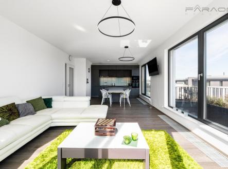 Pronájem bytu, 4+kk, 128 m²