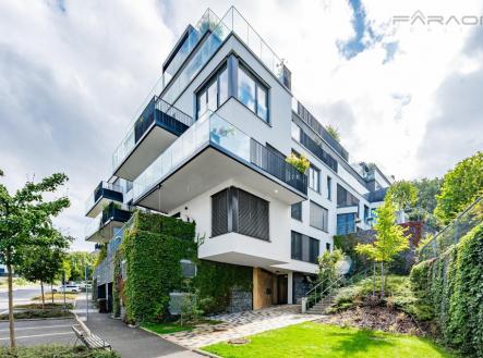 Pronájem bytu, 4+kk, 128 m²