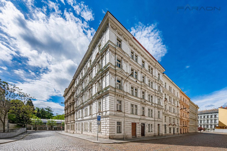 REZERVACE. Pronájem bytu 2+1, 60 m2, Na hrádku, Praha 2 - Nové Město