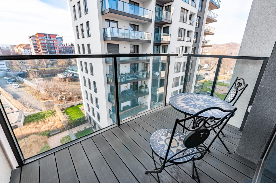 Pronájem zařízeného bytu 2+kk, 51 m2, balkon, Praha 7-Holešovice, Sanderova ul.