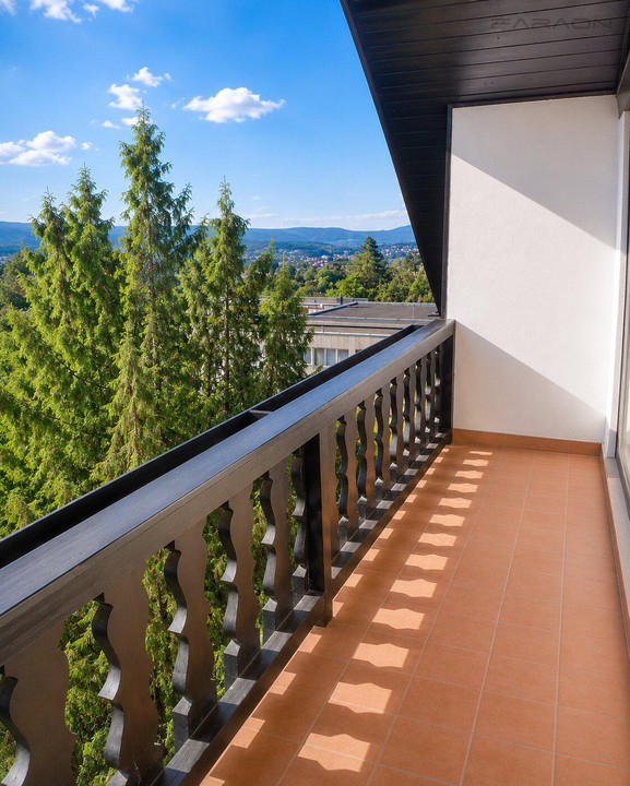 Pronájem podkrovního bytu 3+1 (115m²) LODŽIE, v klidné oblasti Praha Radotín