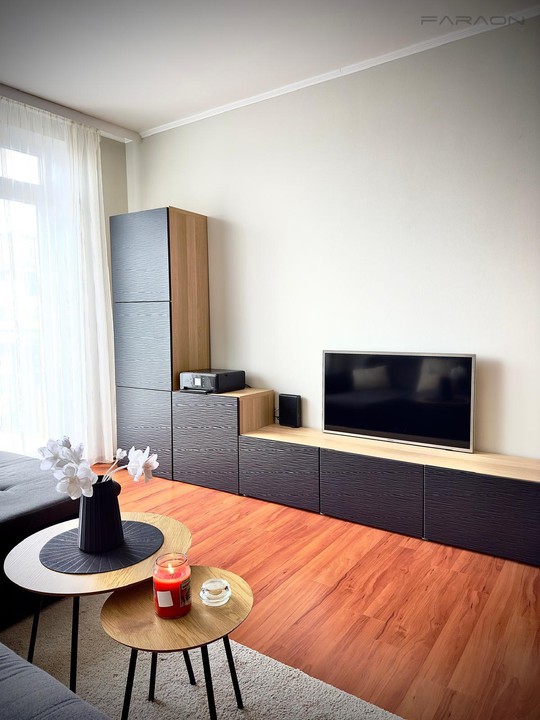 Pronájem plně vybaveného moderního bytu 2+kk,balkon, Pod Harfou, Praha 9 - Vysočany