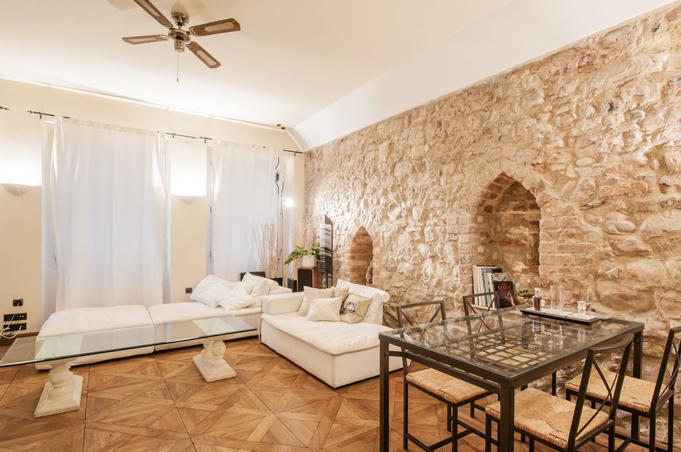 Prodej krásného a luxusního bytu 2+1, 79 m2, Karlova, Praha 1 - Staré Město