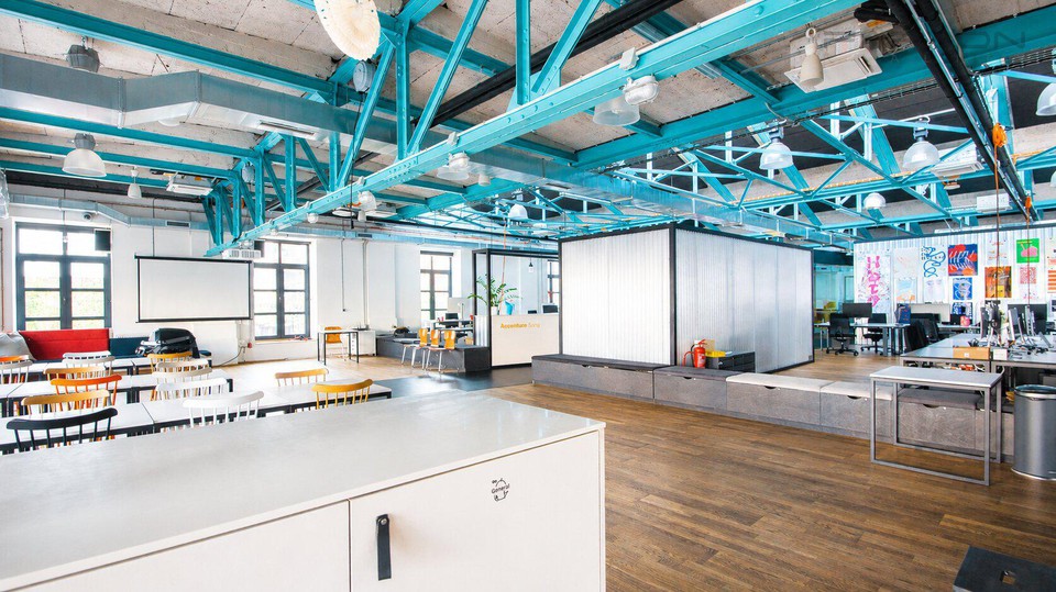 Pronájem kanceláře (706 m²), Areál Balabenka Point, Drahobejlova, Praha 9 - Libeň