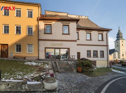 Prodej nájemního domu, 444 m²