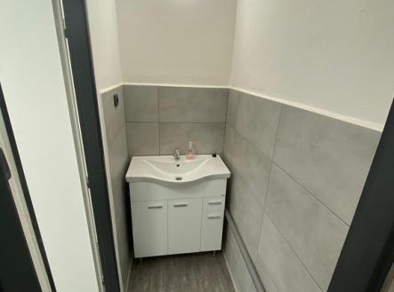 Prodej - obchodní prostor, 18 m²