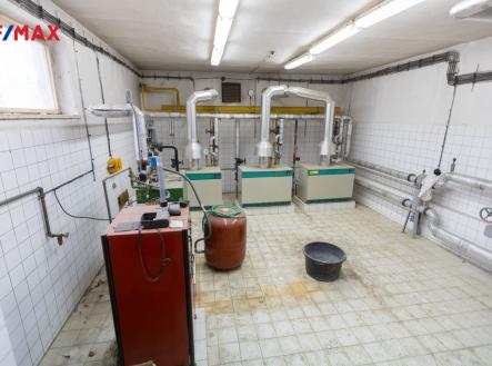 Prodej obchodní prostor, 1 427 m²