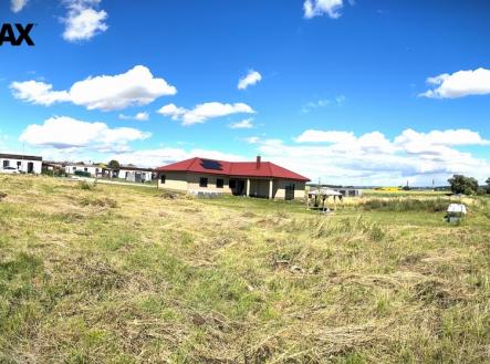 Prodej pozemku pro bydlení, 838 m²