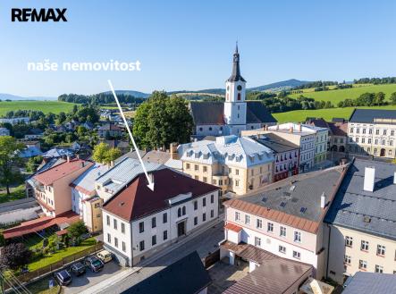 Prodej obchodní prostor, 519 m²