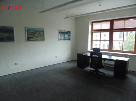 Pronájem kanceláře, 55 m²