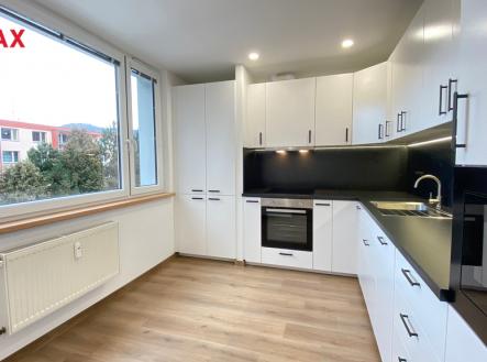 Pronájem bytu, 3+1, 75 m²