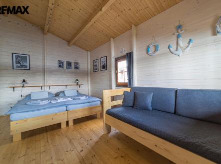 Prodej hotel, 369 m²