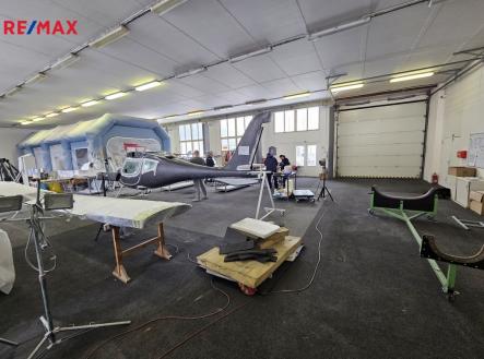 Prodej skladovací prostor, 1 500 m²