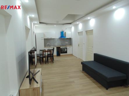 Pronájem bytu, 3+kk, 47 m²