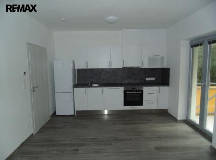 Pronájem bytu, 1+kk, 35 m²