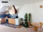 Pronájem bytu, 1+kk, 48 m²
