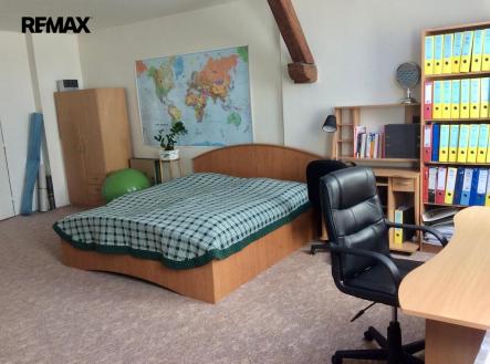Pronájem bytu, 1+kk, 48 m²