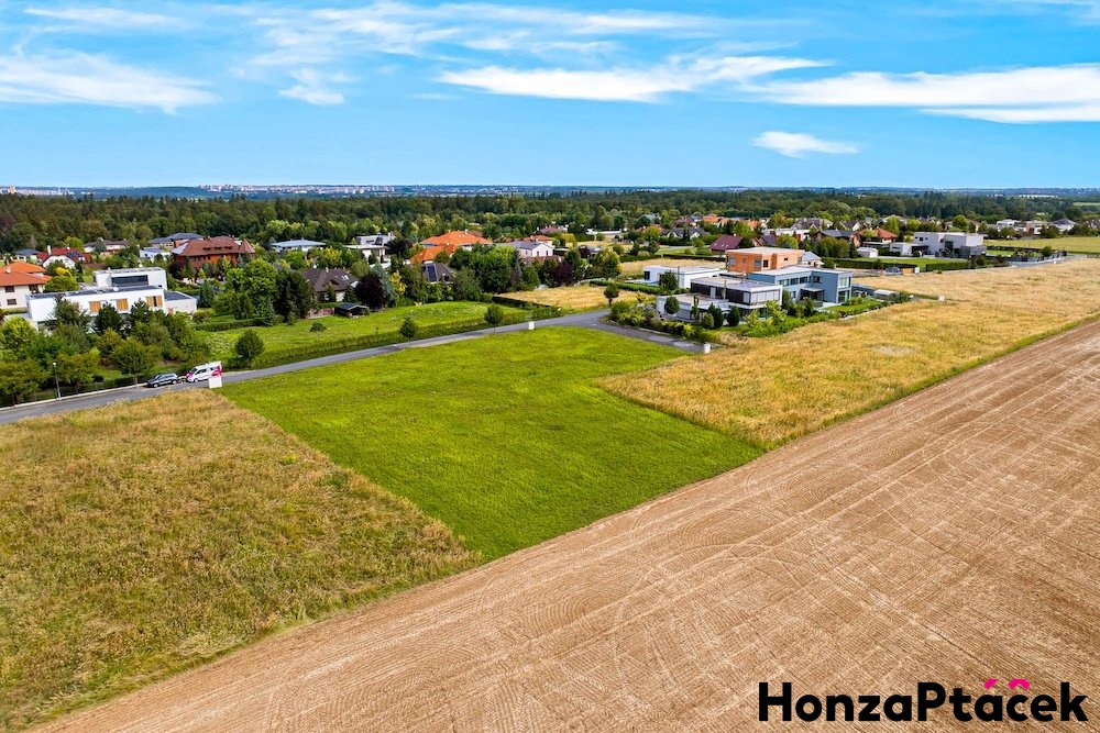 Prodej stavebního pozemku Osnice, Jesenice, Průhonice Honza Ptáček realitní makléř v Praze_4