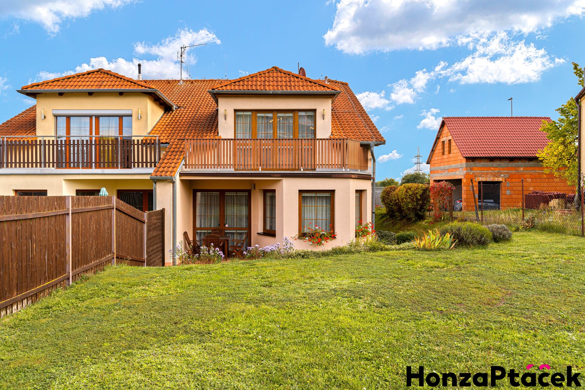 Prodej domu Broumarská,Praha 9 realitní makléř v Praze, realitní kancelář PRAHA_21