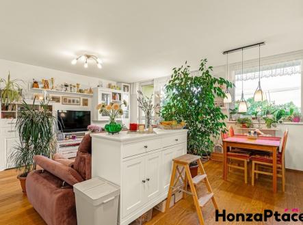 Prodej bytu, 3+kk, 77 m²