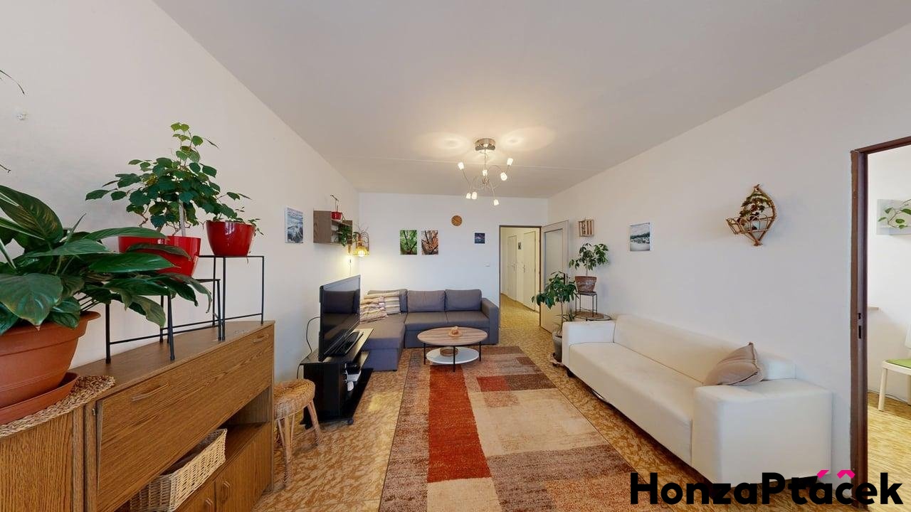 Prodej-byt-41-s-lodzii-Kuttelwascherova-Praha-02162026_163821