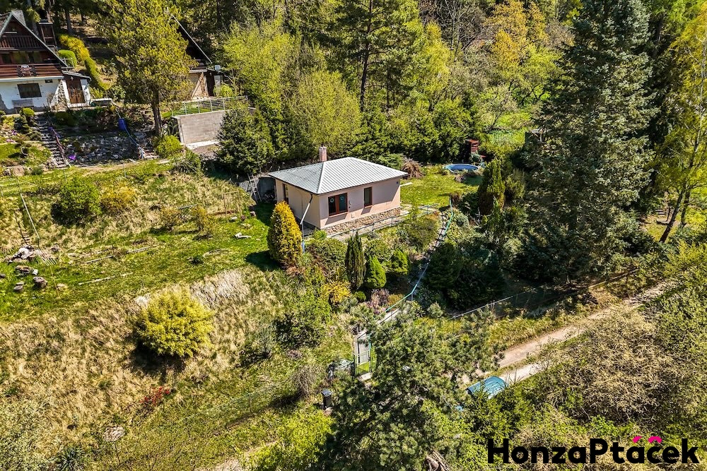 Prodej chaty Stříbrná skalice, Honza Ptáček realitní makléř v Praze28