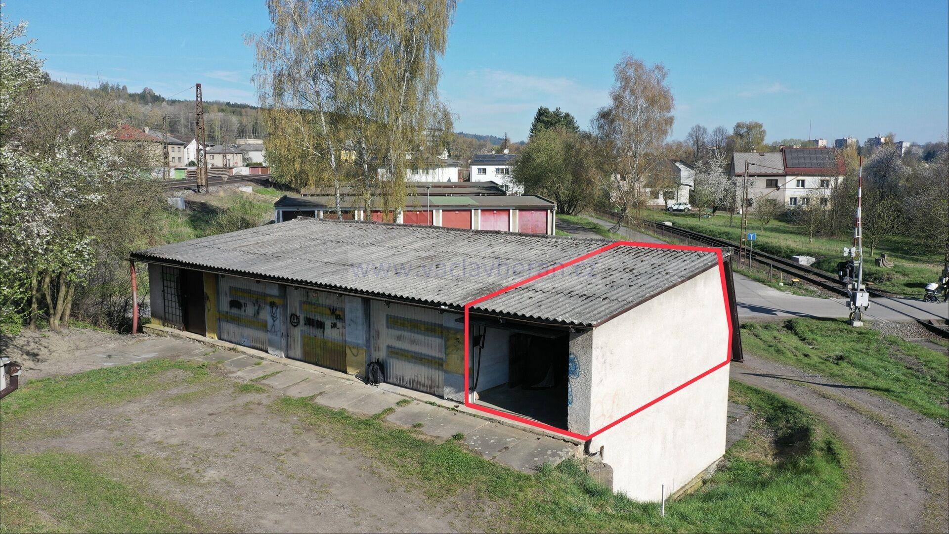 Garáž, 18m2, elektrika, Česká Třebová – U Stadionu