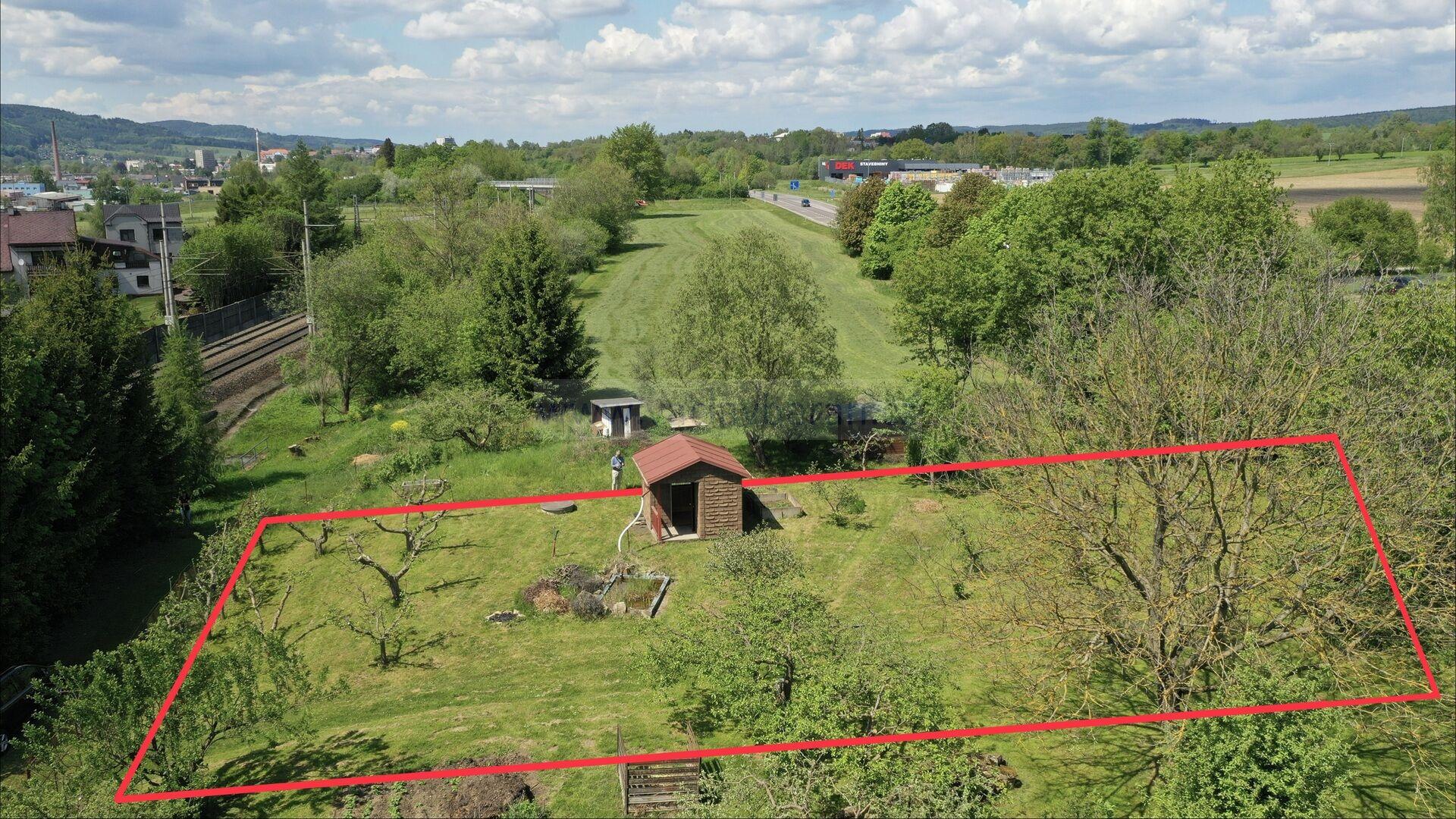 Zahrada parcela číslo 411/7, 703m2, voda, zahradní domek, Ústí nad Orlicí – Hylváty U Tří mostů
