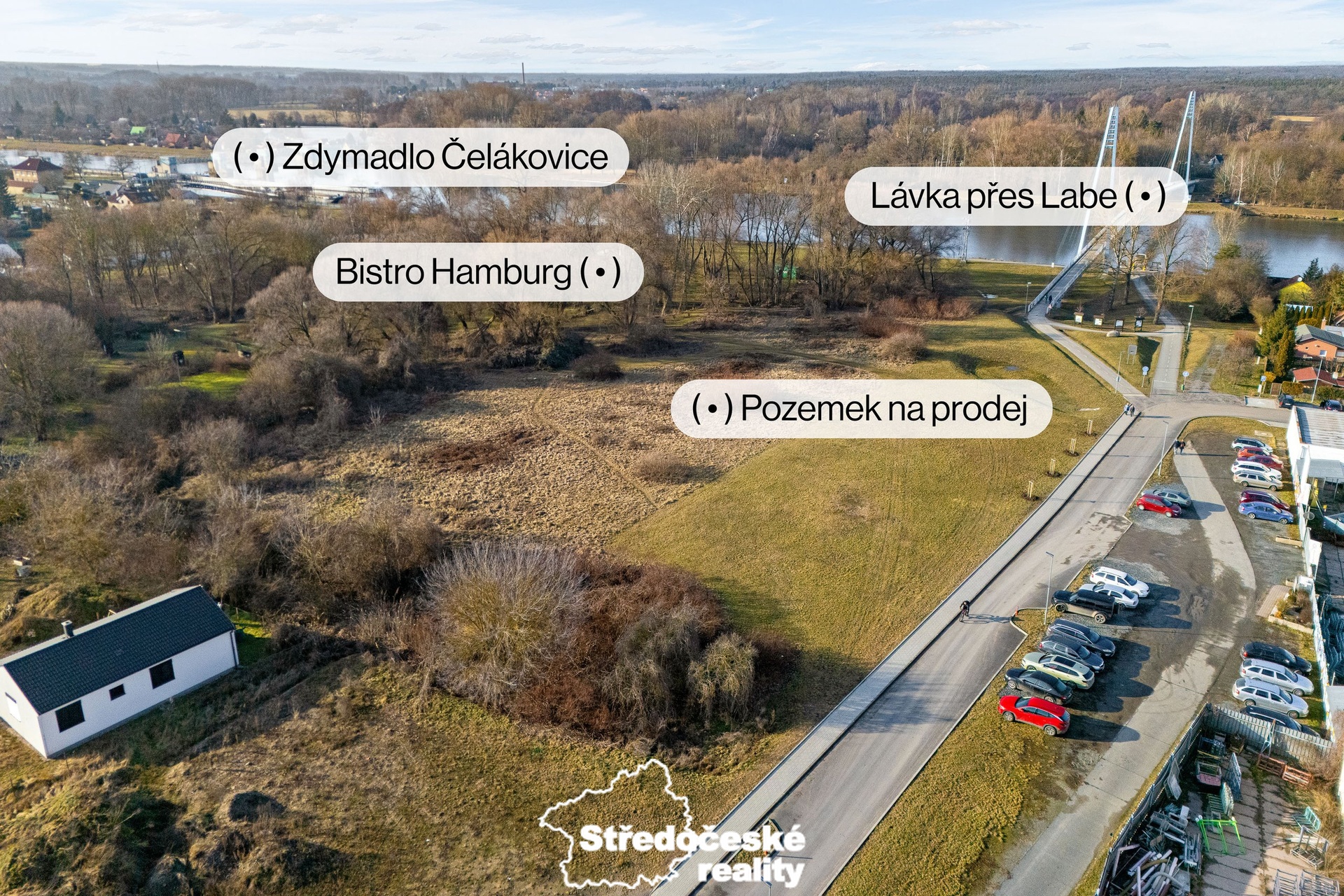 Prodej komerčního pozemku o  velikosti 1686 m², Čelákovice