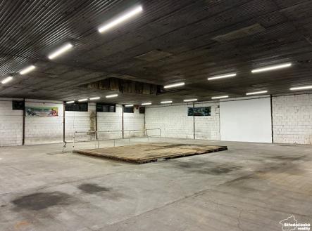 Pronájem komerčního objektu, sklad, 1 244 m²