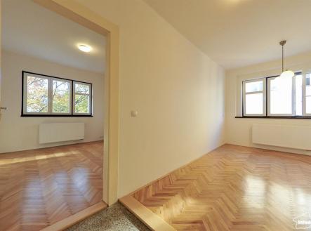 Pronájem bytu, 2+kk, 44 m²