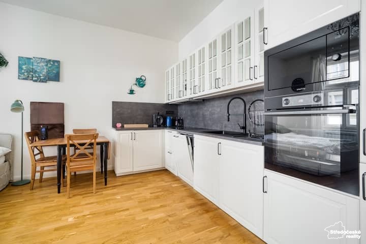 Prodej bytu 1+kk, 51 m², 3.N.P., OV, Praha - Karlín, Vítkova ul. v projektu Carolina Corner