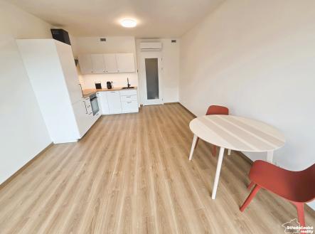 Pronájem bytu, 1+kk, 36 m²