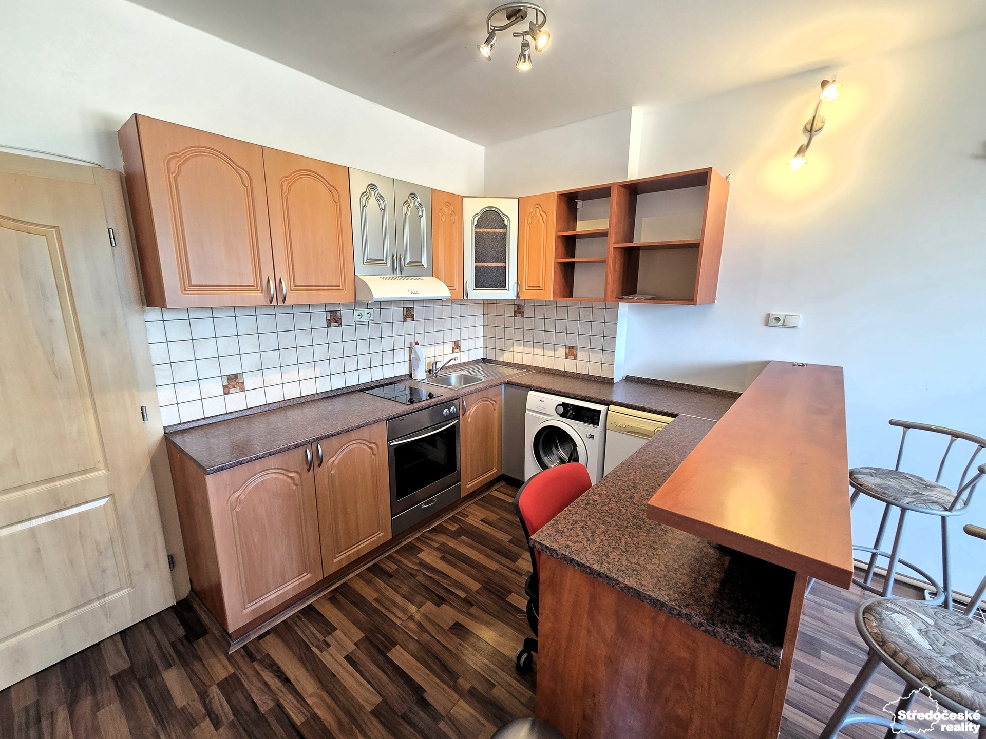 Pronájem bytu 1+1, 46 m2, 2.p. cihla, spotřebiče kompletní, P 7 Holešovice u metra, ul. V zákoutí
