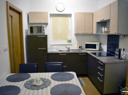 Pronájem bytu, 2+kk, 37 m²