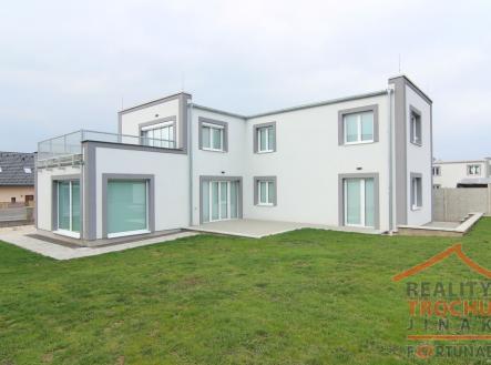 Prodej domu/vily, 225 m² obrázek