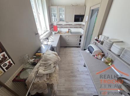 Prodej domu/vily, 390 m²