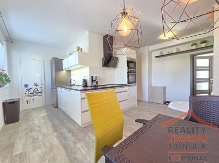 Prodej bytu, 3+kk, 65 m²