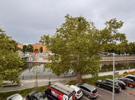Pronájem bytu, 4+kk, 86 m²
