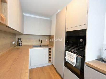 Prodej bytu, 3+kk, 81 m²