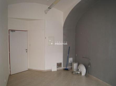 Pronájem - obchodní prostor, 16 m²