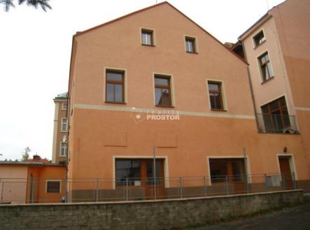 Pronájem - obchodní prostor, 16 m²