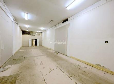 Pronájem komerčního objektu, sklad, 236 m²
