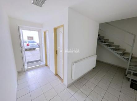 Pronájem komerčního objektu, sklad, 43 m²