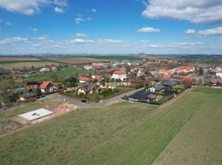 Prodej pozemku pro bydlení, 1 400 m²