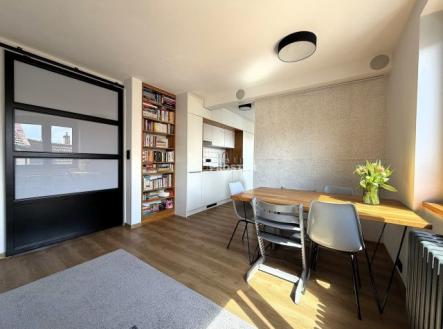 Prodej bytu, 4+kk, 88 m²