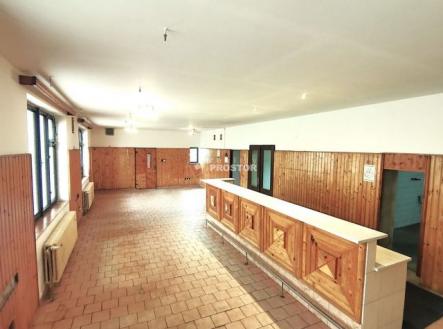 Prodej komerčního objektu, jiný, 861 m²