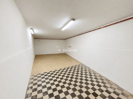 Pronájem komerčního objektu, sklad, 106 m²