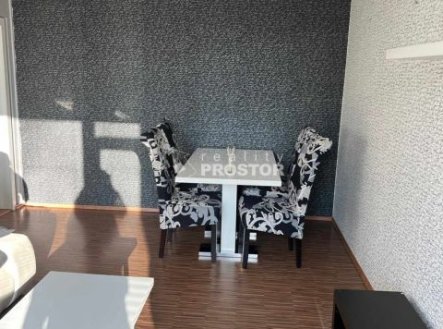 Pronájem bytu, 4+1, 82 m²